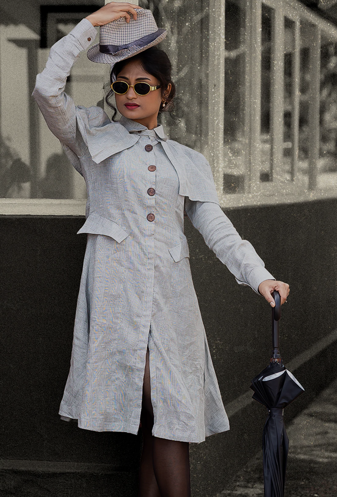 Checked Dress – Lady of the Veranda